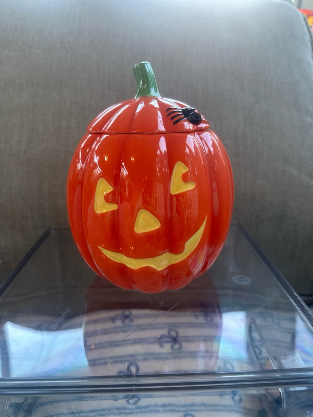 Hallmark Halloween Ceramic Jack O Lantern Cookie Jar Candy Bowl w/ Lid 7” Tall